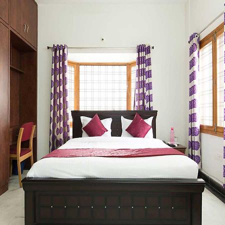 Fresh Living Prime Banjara Hotel Hyderabad Luaran gambar
