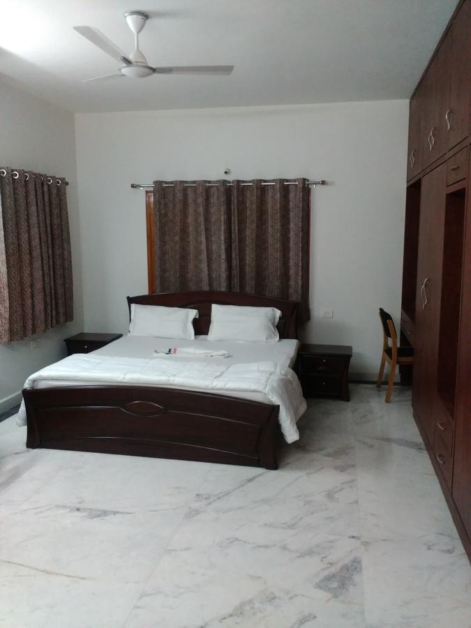 Fresh Living Prime Banjara Hotel Hyderabad Luaran gambar