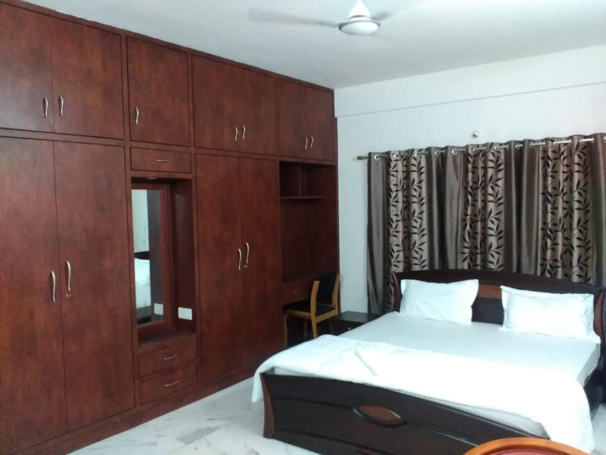 Fresh Living Prime Banjara Hotel Hyderabad Luaran gambar